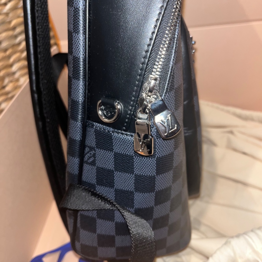 Louis Vuitton Backpack - Picture 3 of 12